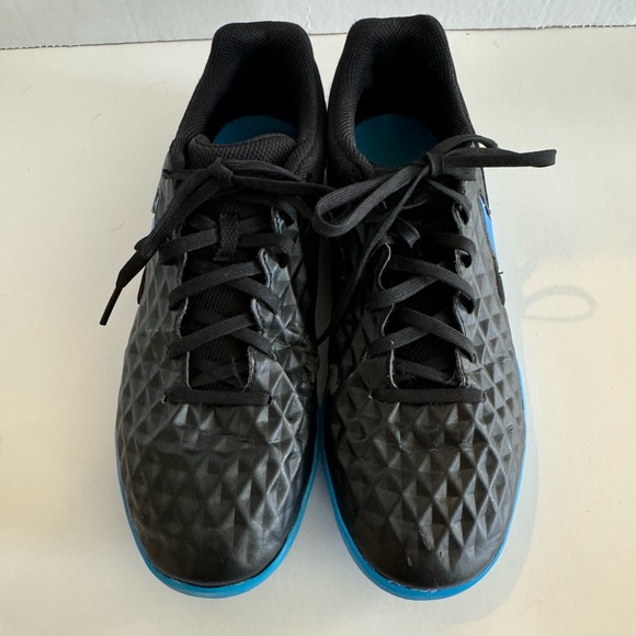 Nike Legend 8 Club or Turf shoes. Size 7. Can be worn with Futsal also. - Picture 2 of 8